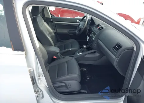 2009 Volkswagen Jetta Tdi z USA, uszkodzony, nr VIN 3VWAL81K39M121011